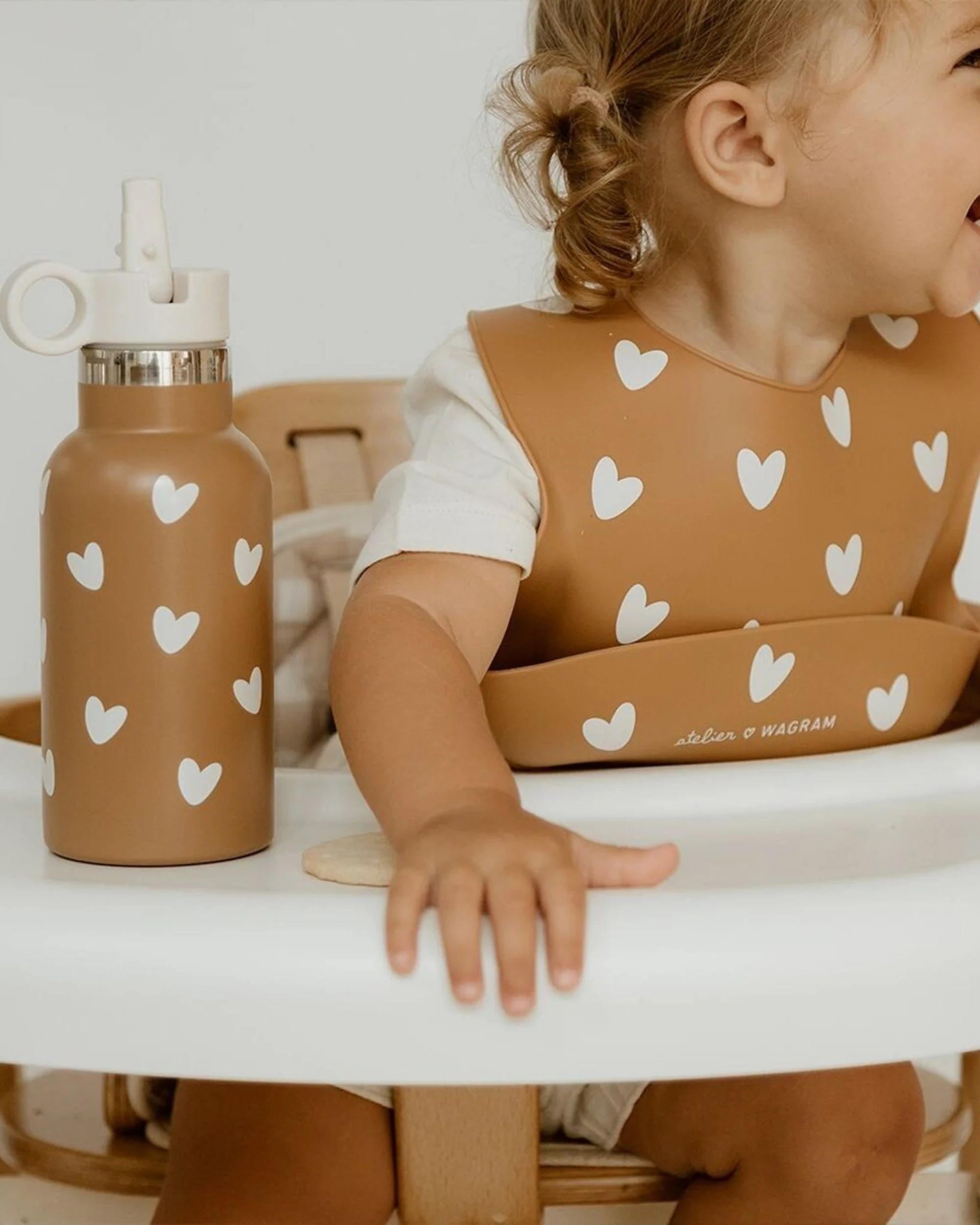 Gourde isotherme enfant en acier inoxydable – couleur caramel | atelier wagram