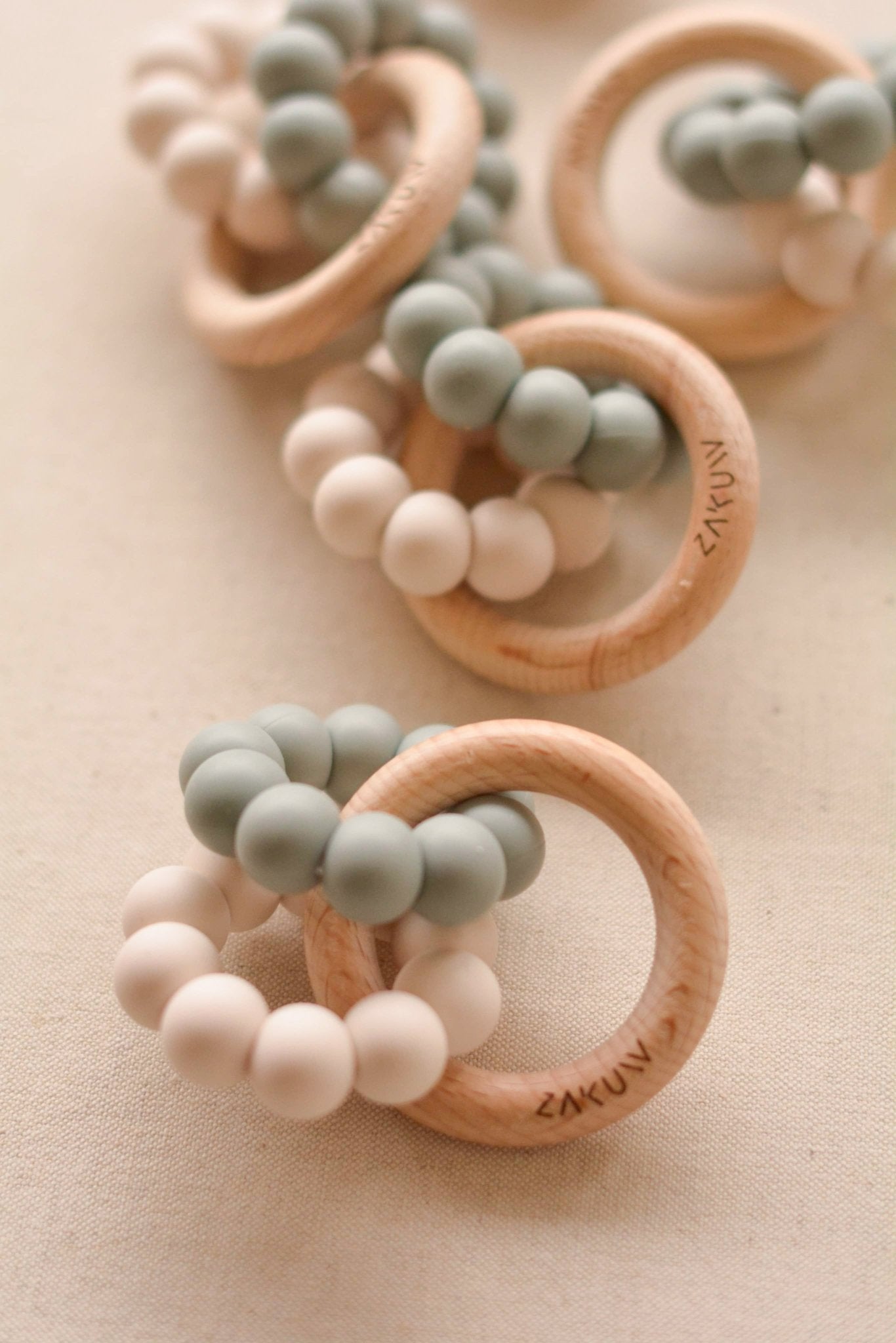 ANNEAU DE DENTITION EN BOIS ET SILICONE OCÉAN - Zakuw - Lili Margaret