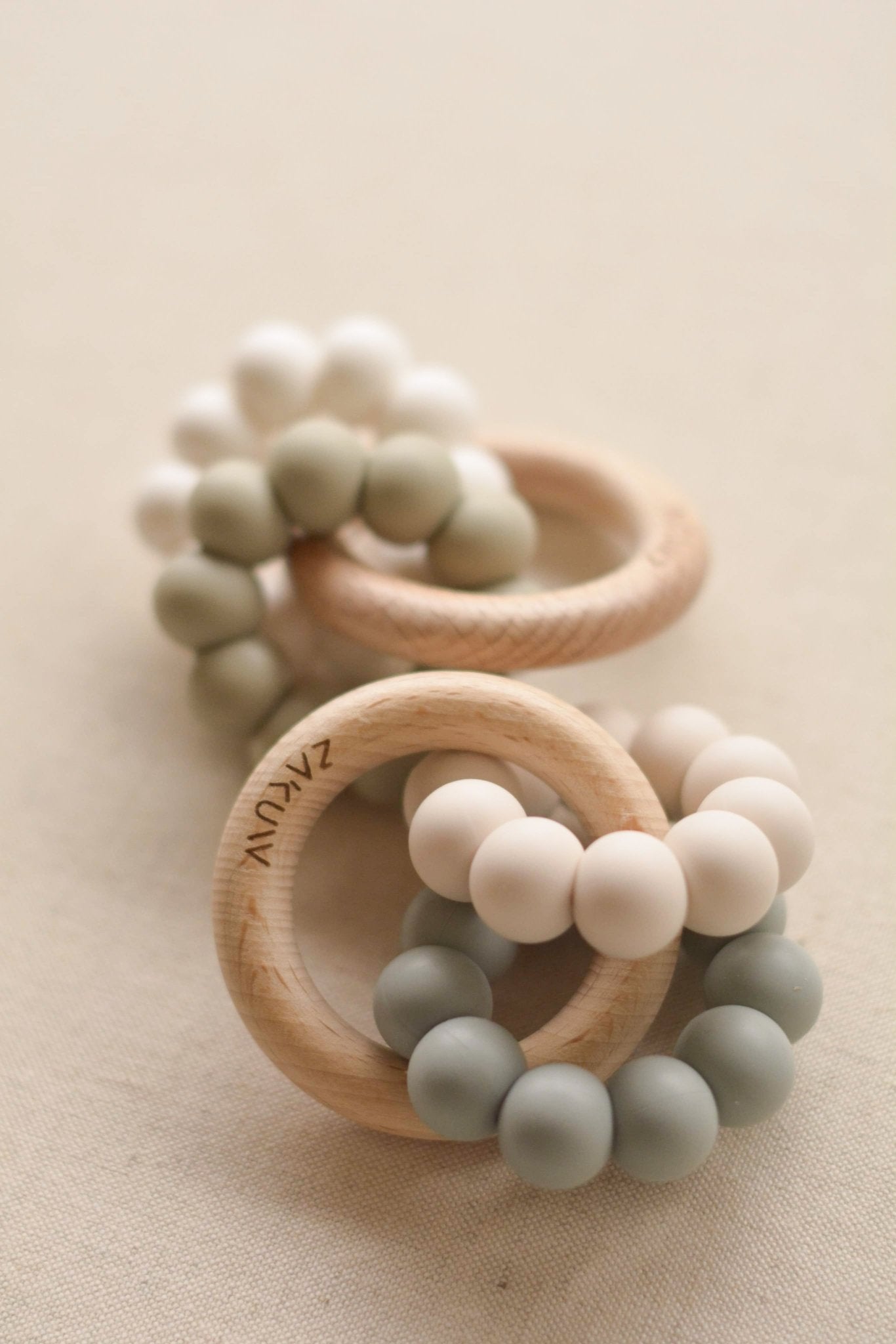 ANNEAU DE DENTITION EN BOIS ET SILICONE OCÉAN - Zakuw - Lili Margaret
