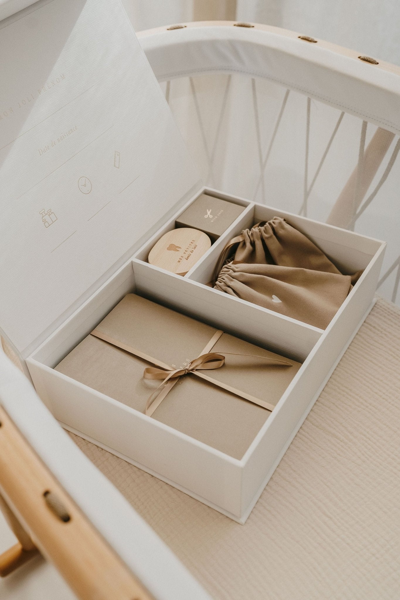 Boite a souvenir naissance Zakuw - Coffret bébé a remplir