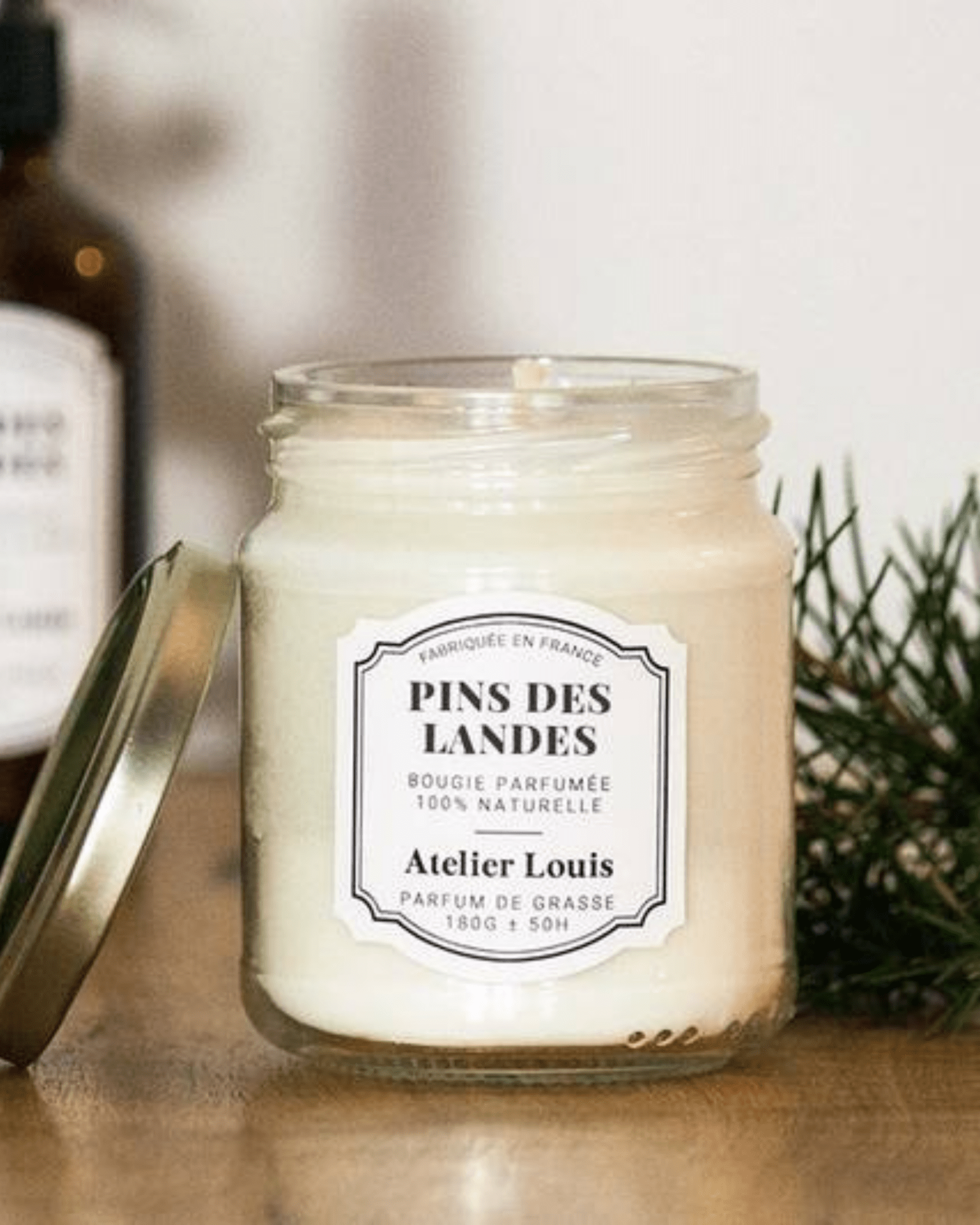 BOUGIE NATURELLE PARFUMÉE PIN DES LANDES - Atelier Louis - Lili Margaret