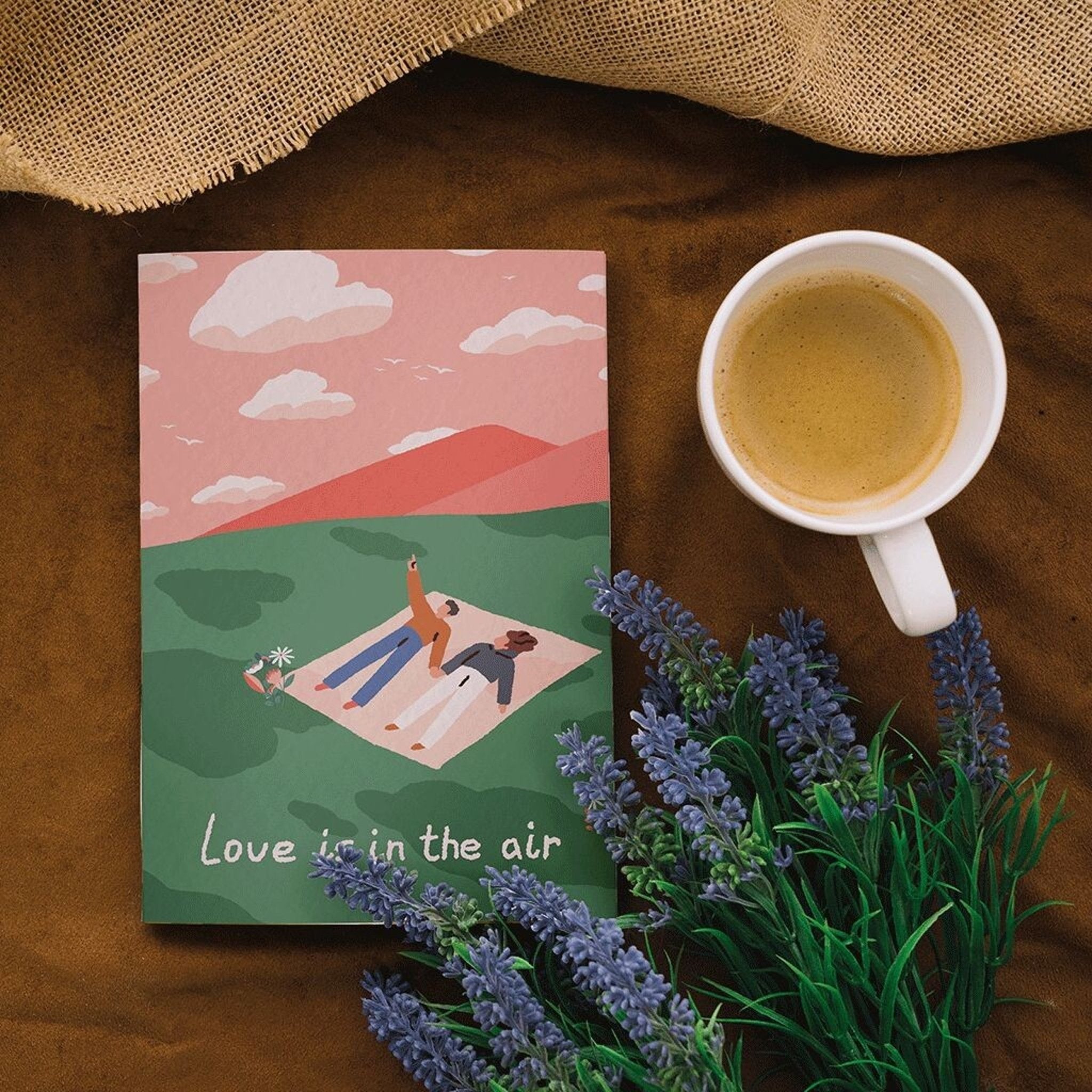 CARNET DE NOTES A6 LOVE IS IN THE AIR – ÉDITION ROMANTIQUE maison joliette - Lili Margaret