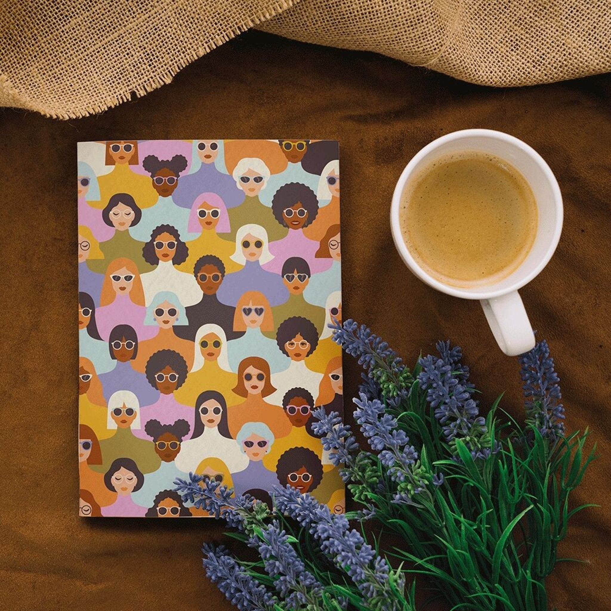 CARNET DE NOTES A6 MULTITUDE – ILLUSTRATION COLORÉE maison joliette - Lili Margaret