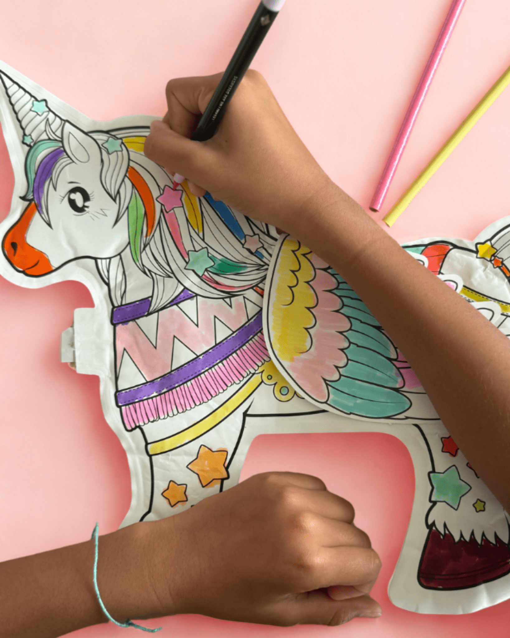 Coloriage licorne géante gonflable - Loisir créatif enfant - Lili Margaret