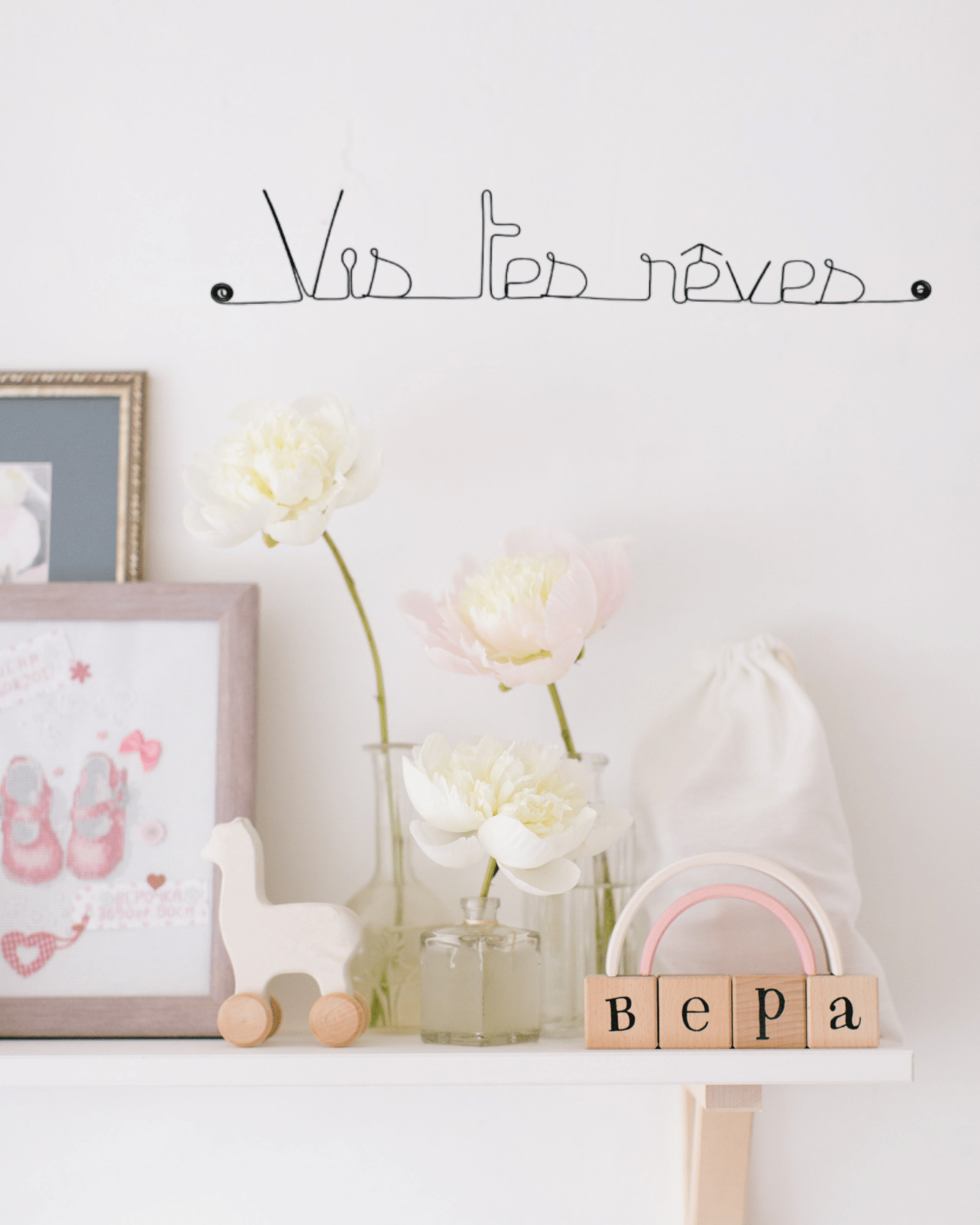 DÉCORATION MURALE FIL DE FER "VIS TES RÊVES" - Bijoux de Mur - Lili Margaret