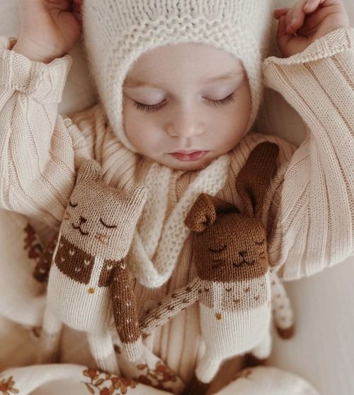 DOUDOU EN LAINE FAIT MAIN LAPIN SALOPETTE ÉCRU - Main sauvage - Lili Margaret