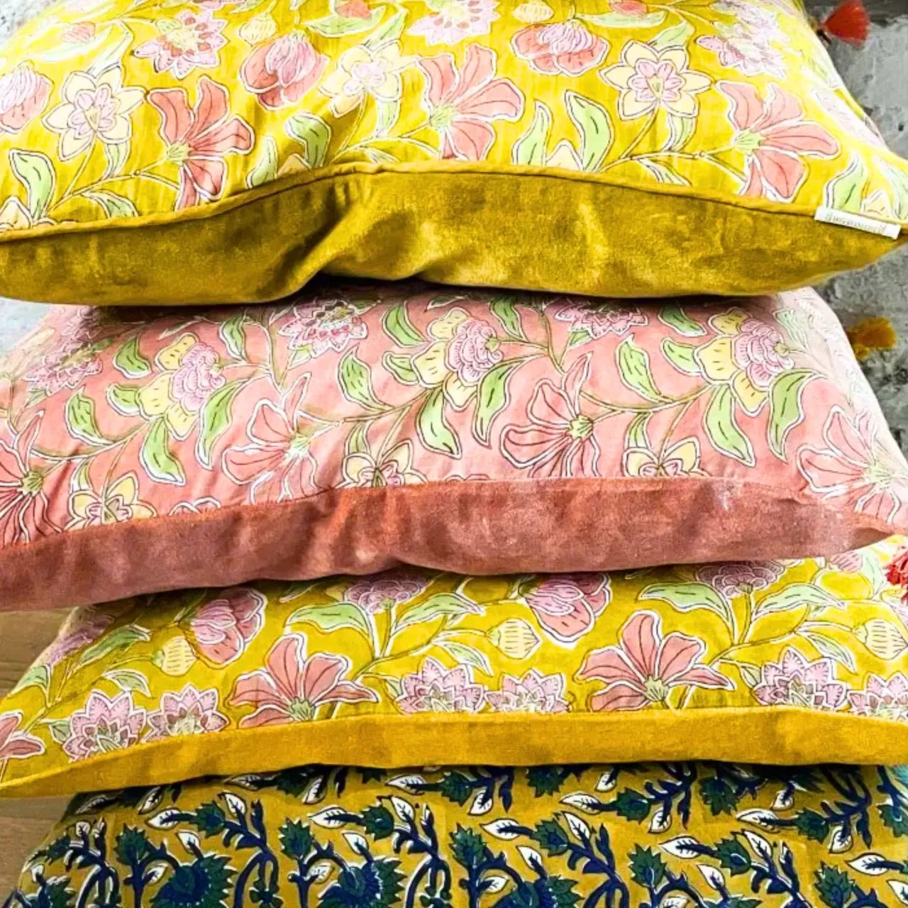 HOUSSE DE COUSSIN FLEURI BOHÈME NAMASTE BOHEMIAN SAFRAN - Bonheur du Jour - Lili Margaret