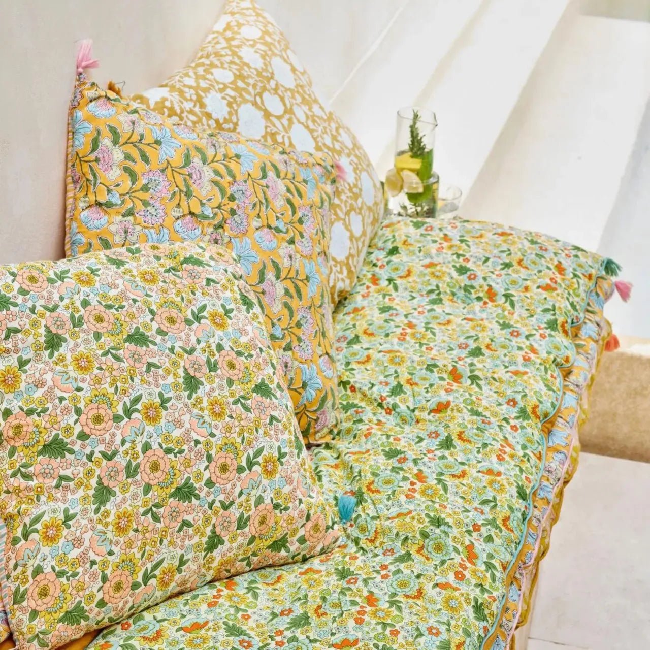 HOUSSE DE COUSSIN FLEURI BOHÈME SAKURA CURRY - Bonheur du Jour - Lili Margaret