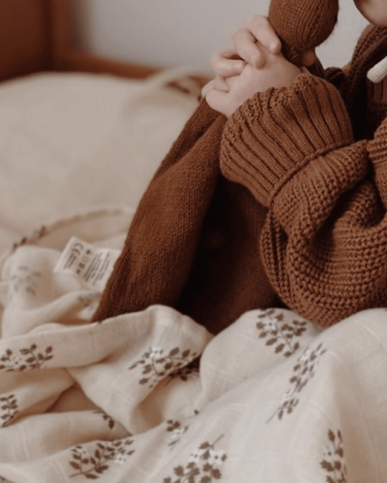 LANGE BÉBÉ COTON BIO FLEURS DE HOUX - Main sauvage - Lili Margaret