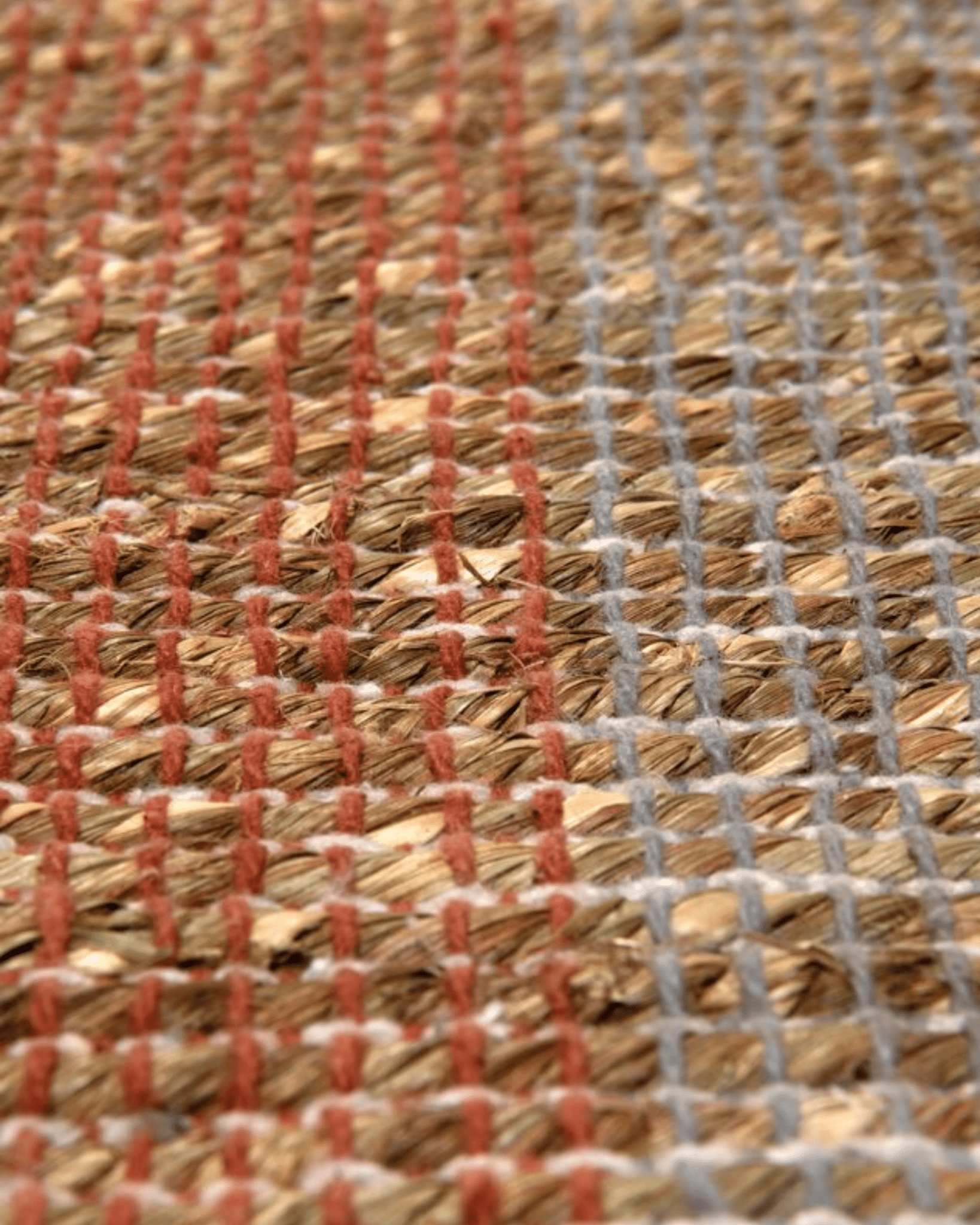 Tapis terracotta en jonc de mer Karan - Lili Margaret