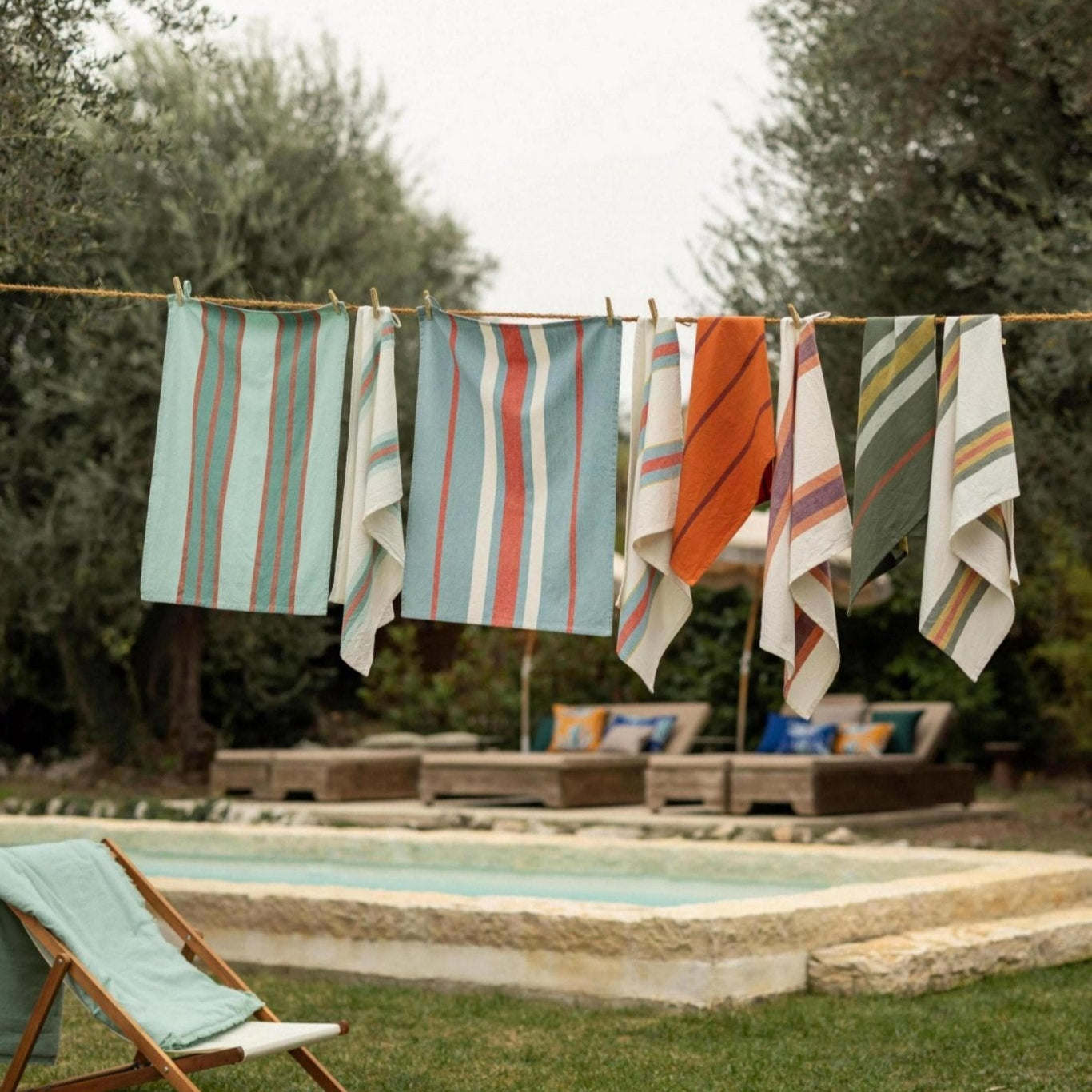 TORCHON COTON RECYCLÉ RAYURES BLEU NATUREL - Maison Vivaraise - Lili Margaret