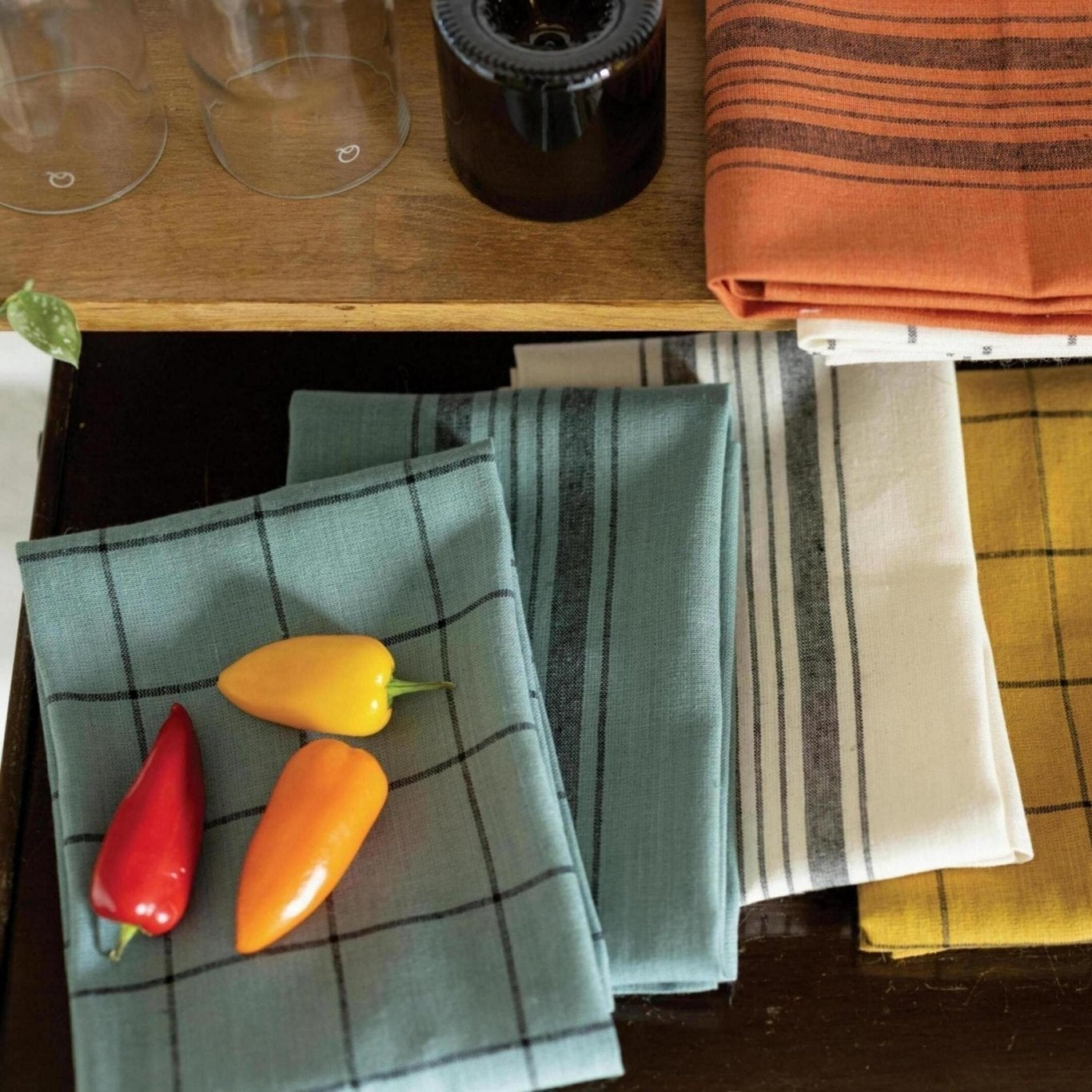 TORCHON LIN ET COTON CARREAUX VERT DE GRIS - Maison Vivaraise - Lili Margaret