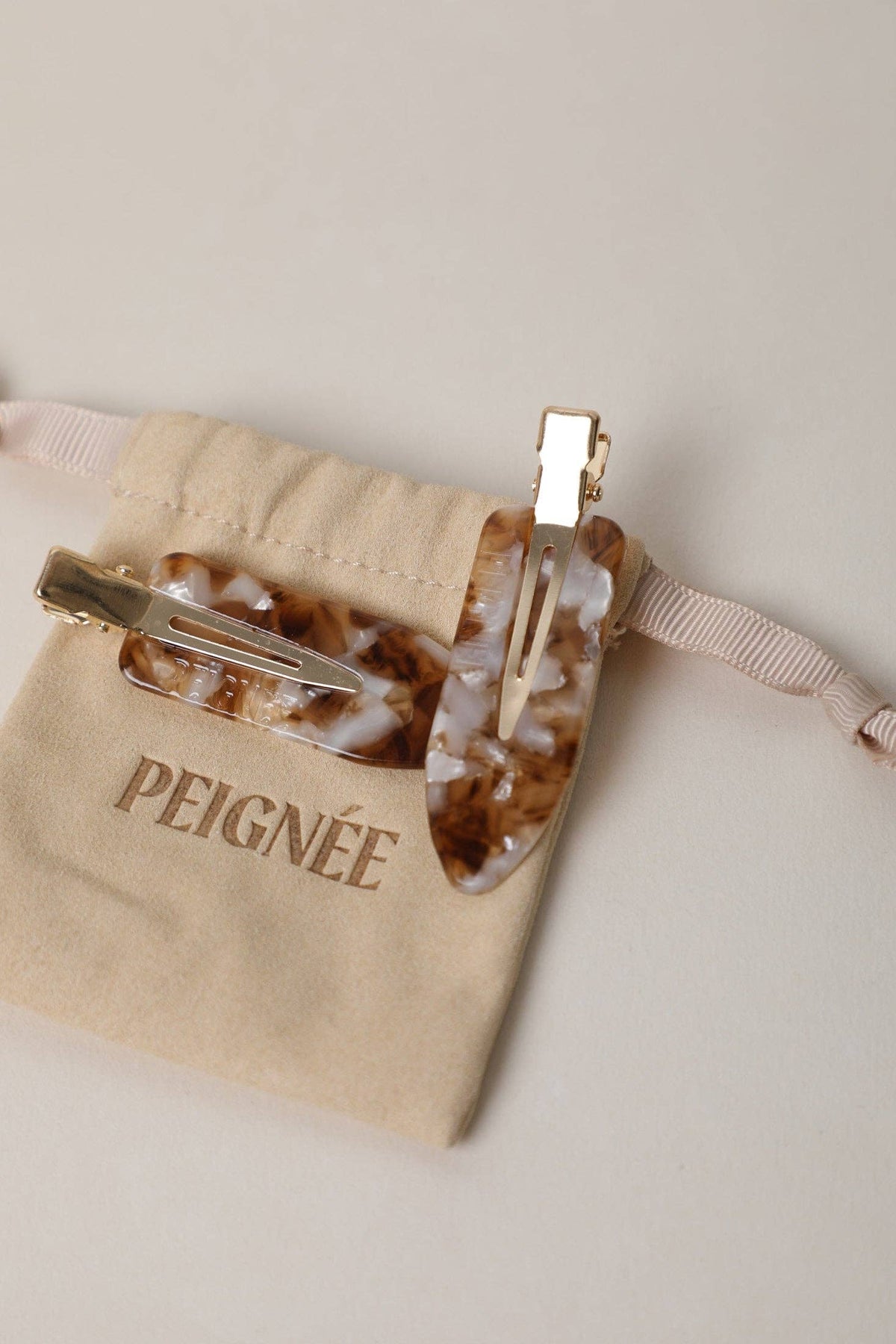 Paire de barrettes à cheveux affogato – Peignée Paris – vue 2