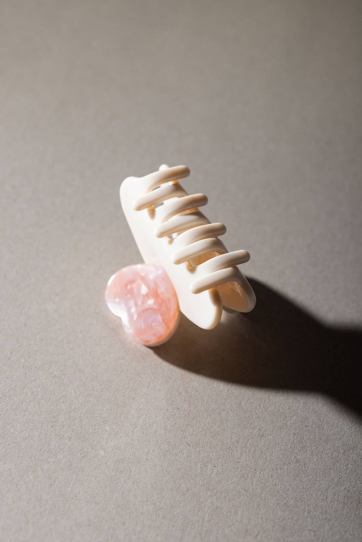 Pince à cheveux cœur Luv blush – Sasstie – vue 4