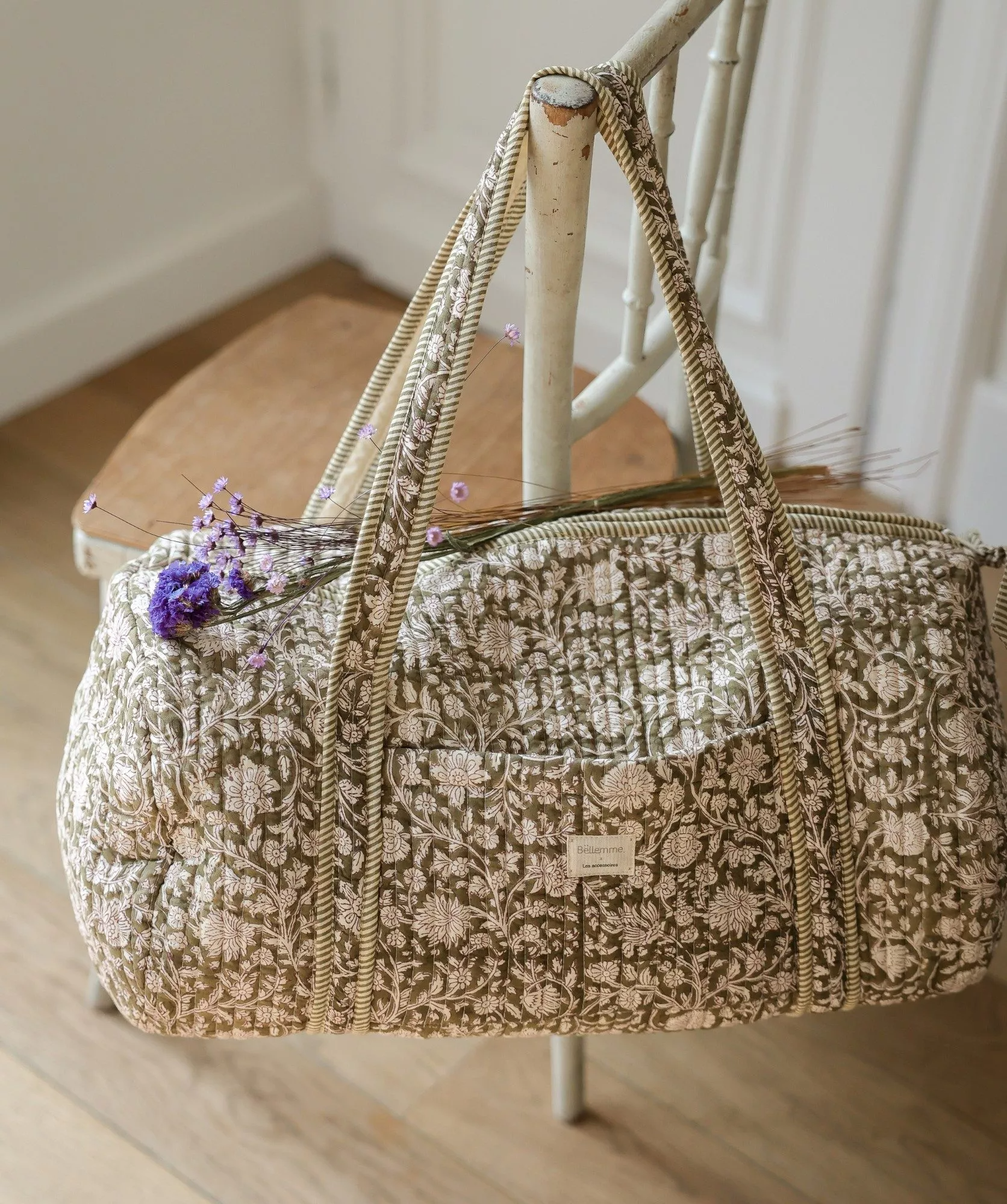 Sac week-end matelassé Anjali Kaki