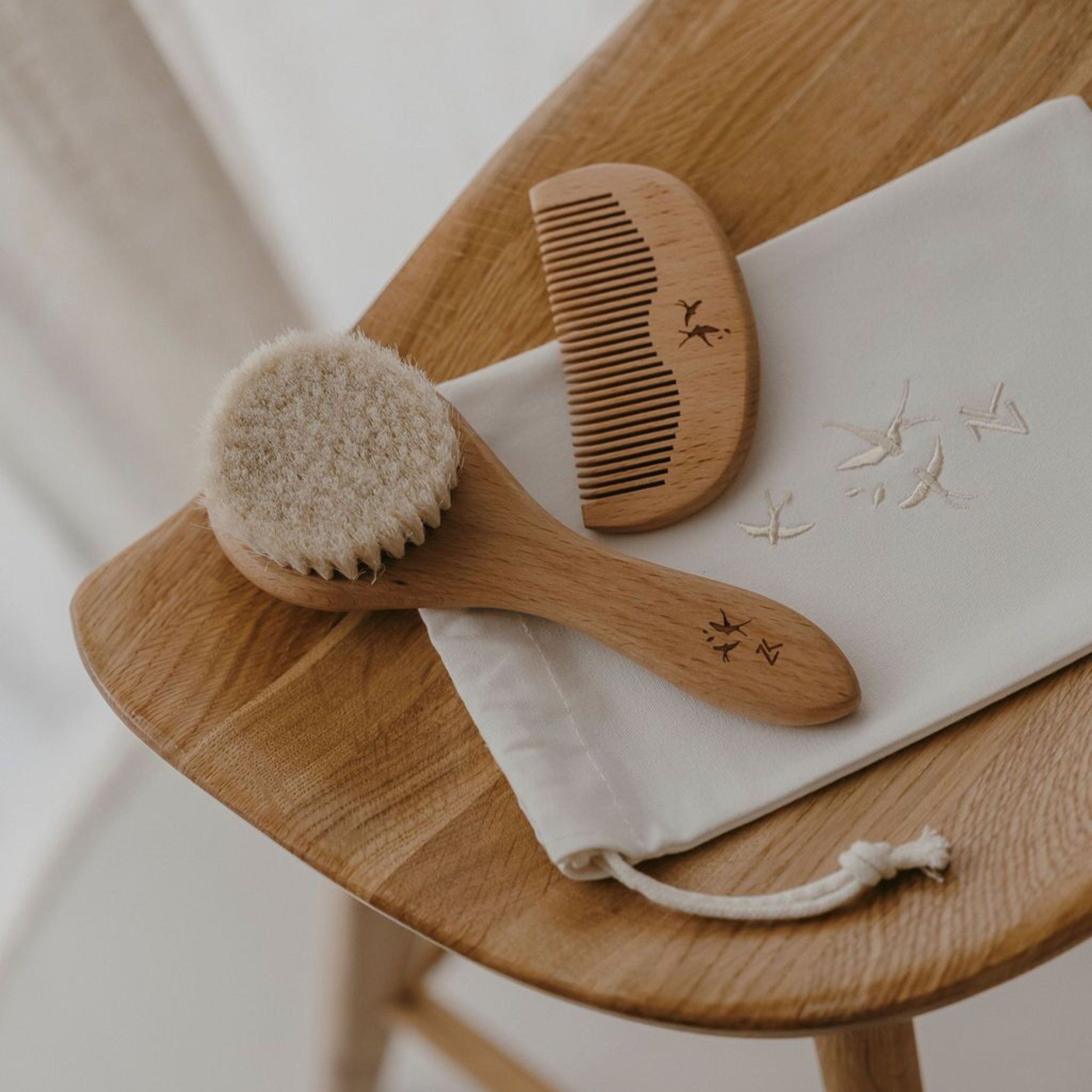 Set de brosse &amp; peigne - Hirondelles NaN