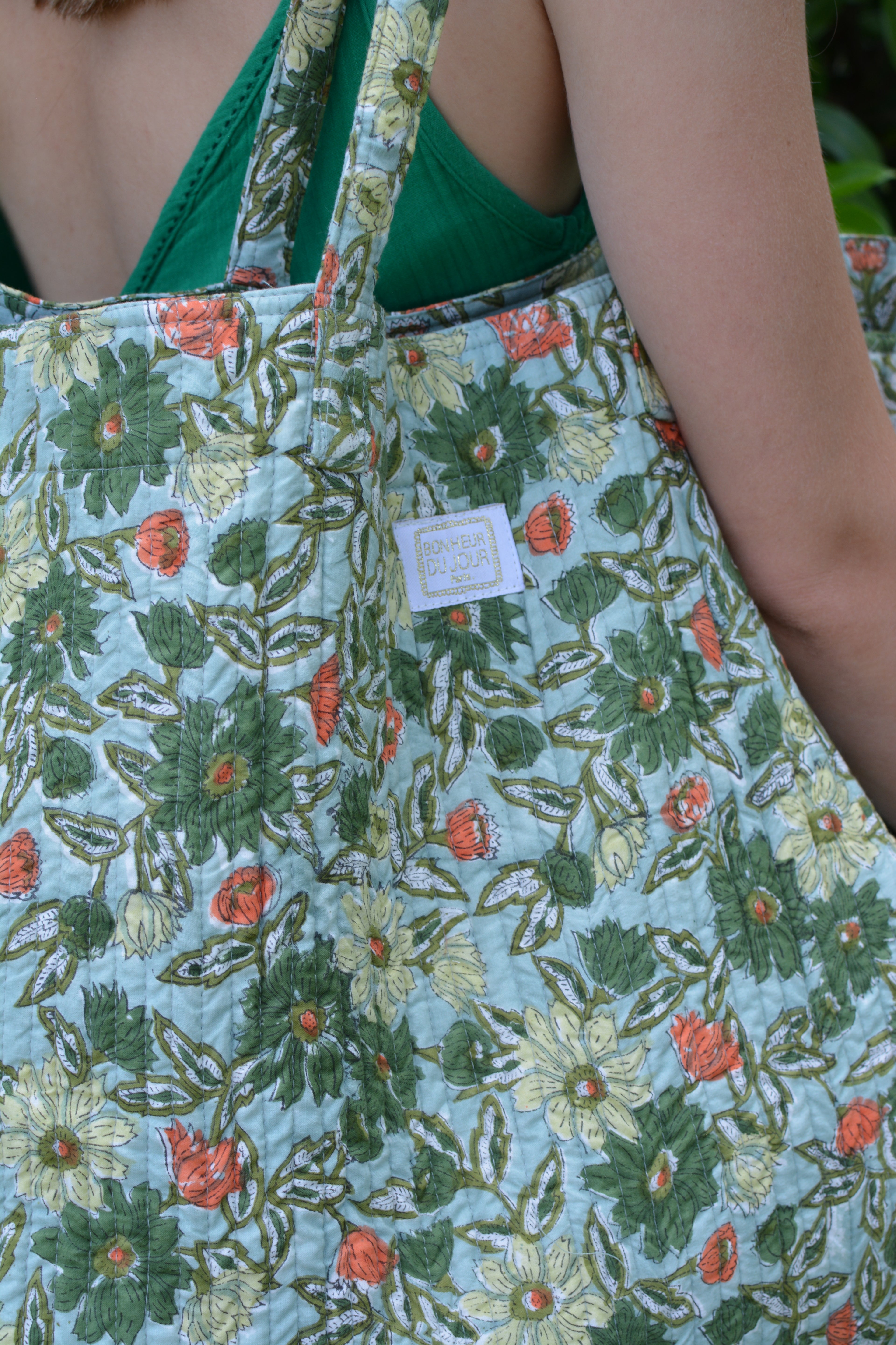 Sac cabas souple fleuri meera blue green en coton matelassé
