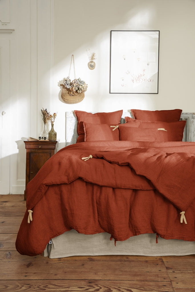 Drap-housse en lin lavé Soline Paprika - L’Effet Papillon - ambiance de la collection