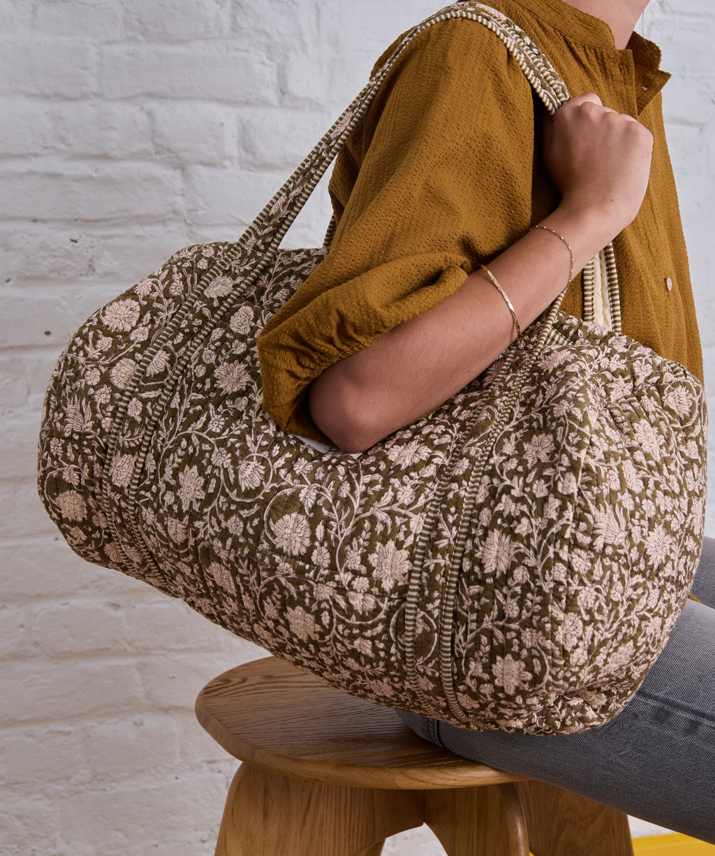 Sac week-end matelassé Anjali Kaki