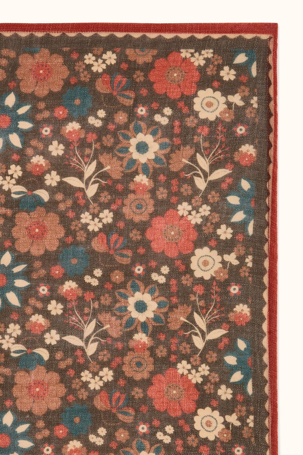 Petit foulard fleuri en laine Farzana – Bolero Fougère – Apaches Collections – vue 5