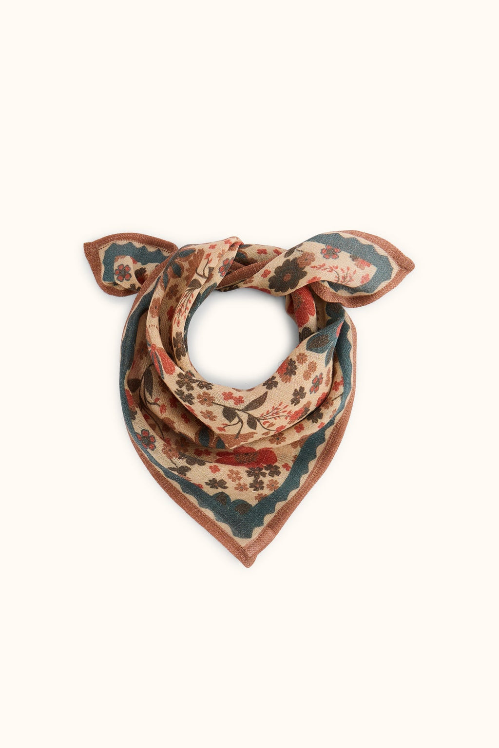 Petit foulard fleuri en laine Farzana – Bolero Macadamia – Apaches Collections – vue 1