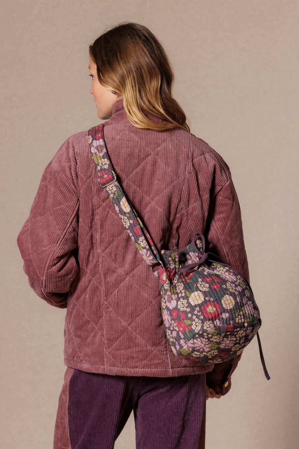 Sac seau fleuri matelassé Salila – September Taffeta – Apaches Collections – vue 2