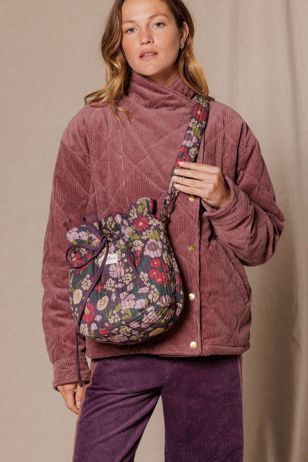 Sac seau fleuri matelassé Salila – September Taffeta – Apaches Collections – vue 3
