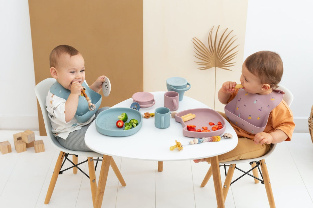 Assiette ventouse silicone bébé pippa le chat - the cotton cloud