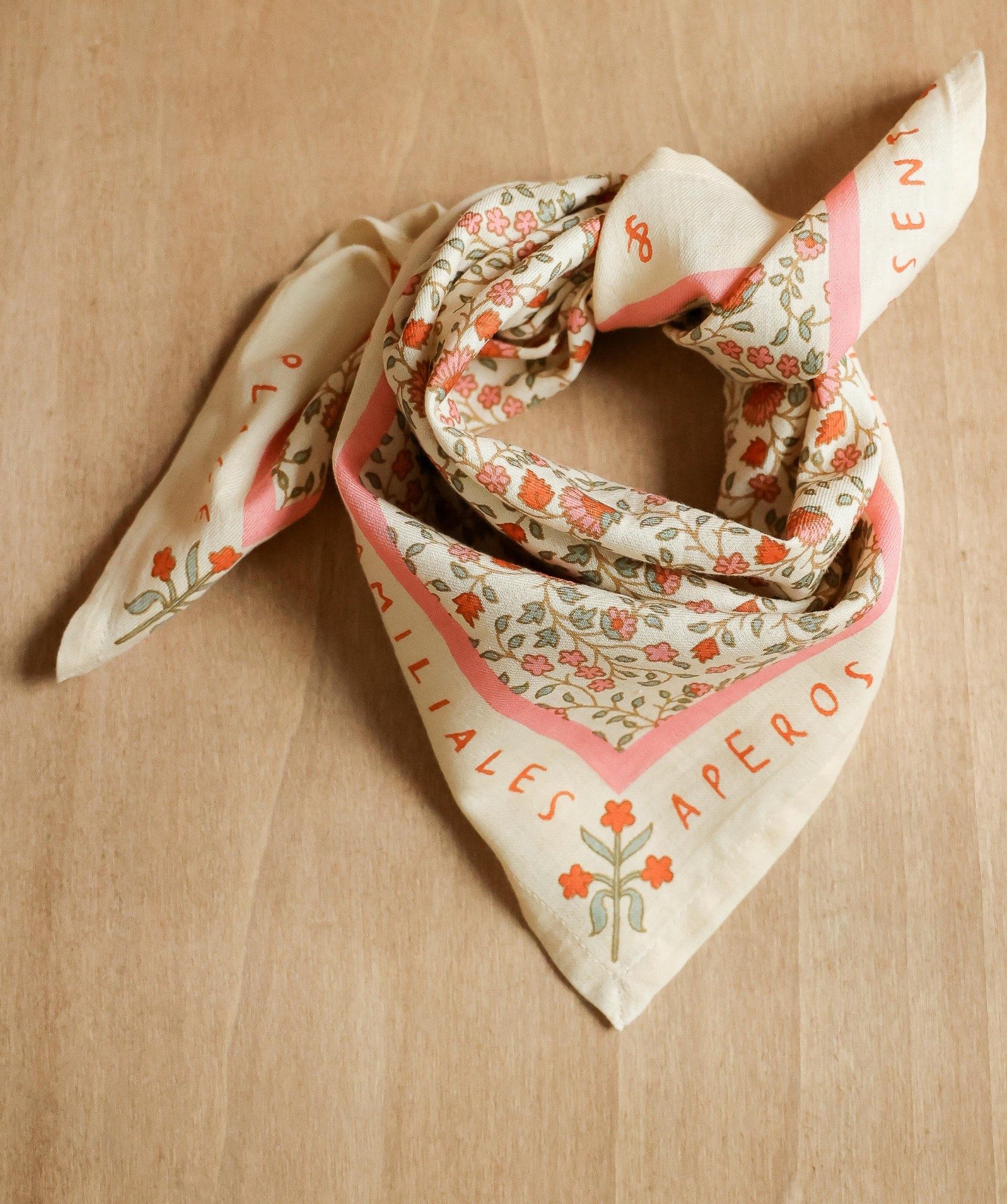Foulard petit format Rosa Sorbet d’Été en coton imprimé - vue 2