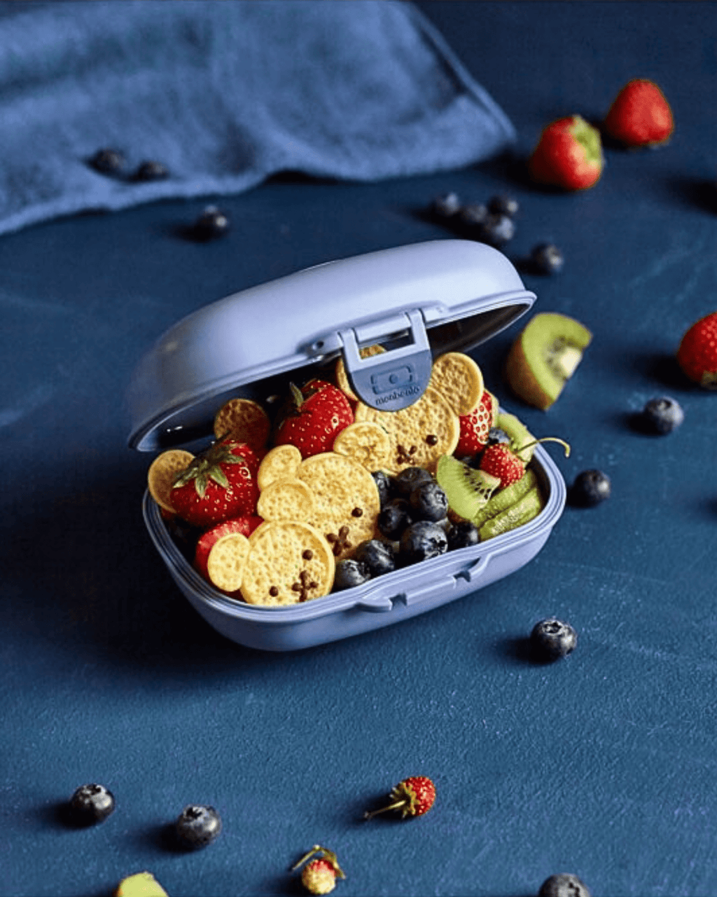 Boite à gouter enfant gram bleu infinity - monbento