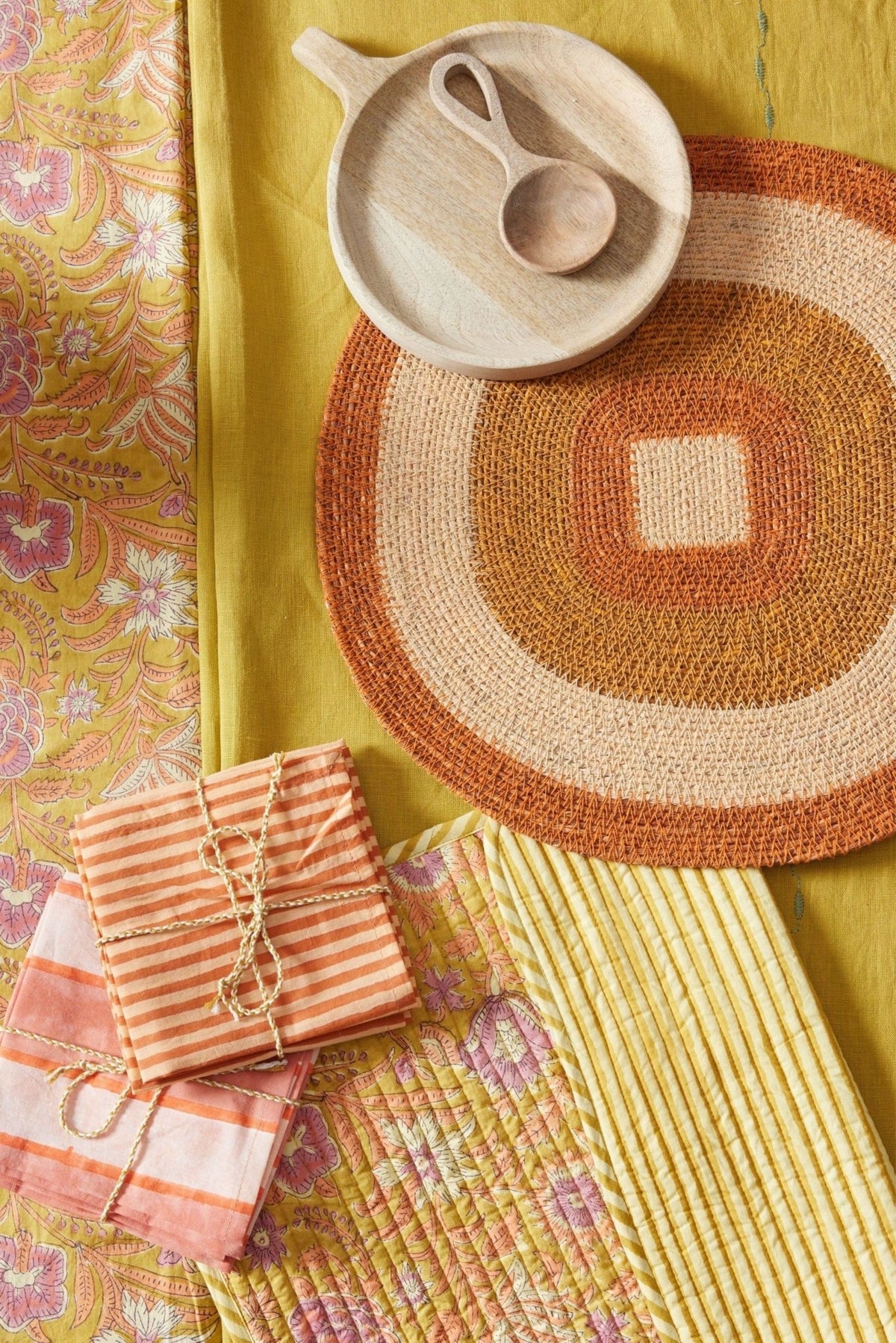 Set de table en jonc de mer tressé Mada Potiron - Bonheur du Jour