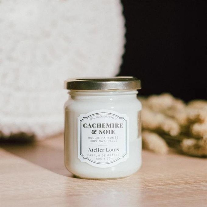 Bougie naturelle parfumée cachemire & soie - atelier louis