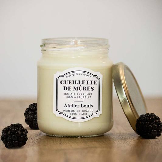 BOUGIE NATURELLE PARFUMÉE CUEILLETTE DE MÛRES - Atelier Louis - Lili Margaret