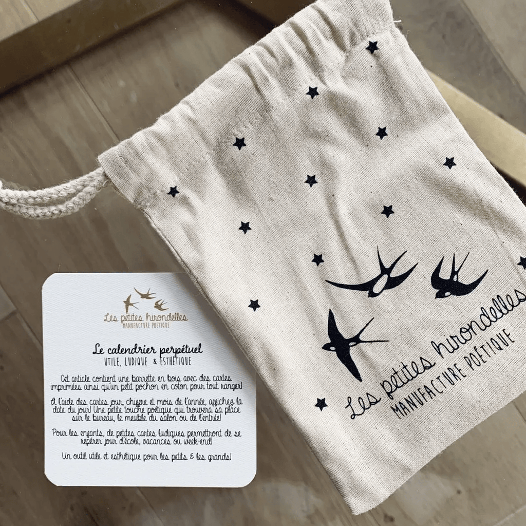 Calendrier perpétuel en bois - les petites hirondelles