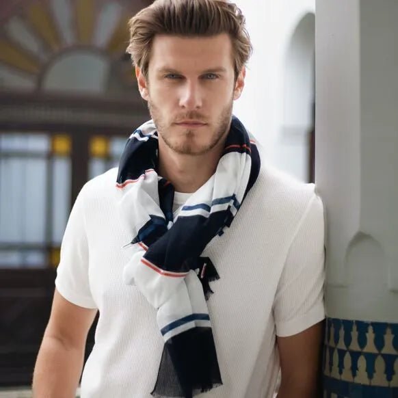 Chèche homme hoedic coton à rayures bleu marine - av08 paris