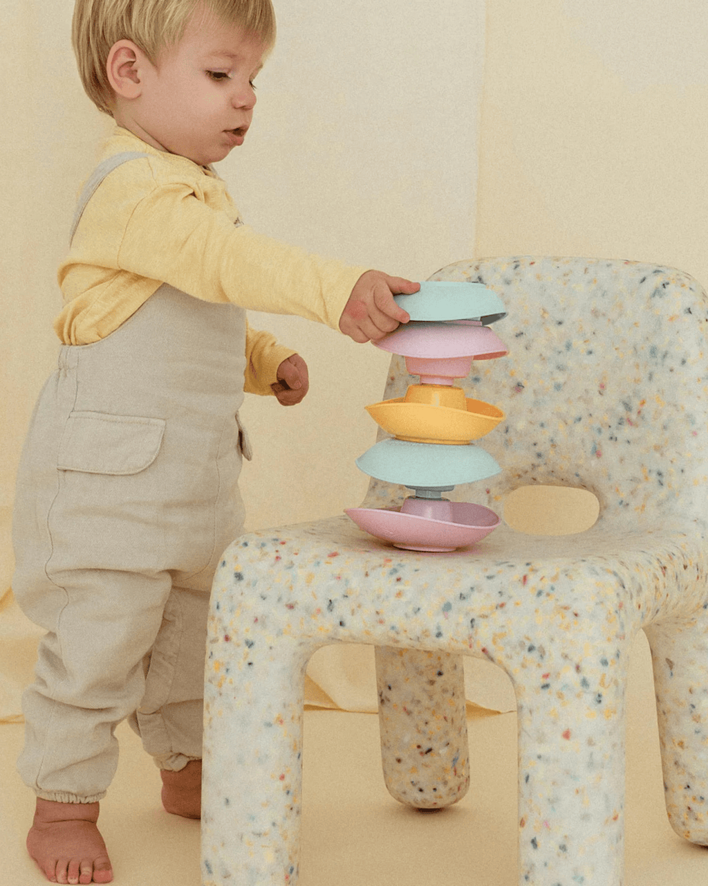 Coffret jouets à empiler pour bébé l'acrobate - le jouet simple.