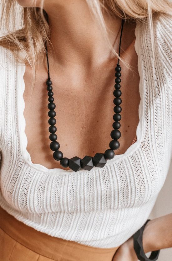 Collier d'allaitement noir colomba - mintywendy