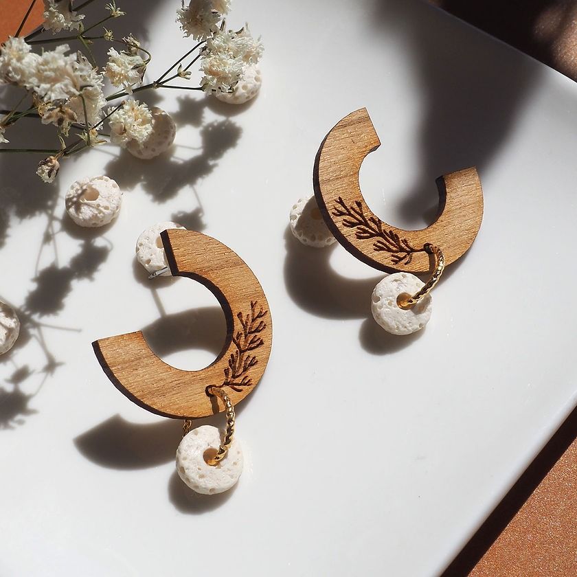 Créoles en bois artisanales camelia - bewööd