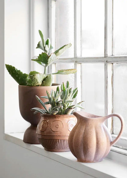 Stoneware flower pot