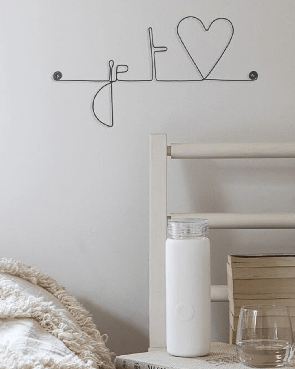 Décoration murale en fil de fer message damour "je taime" - bijoux de mur