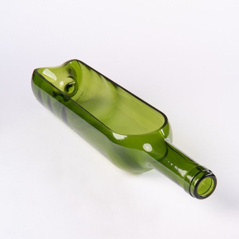 Demi - plate bouteille vin recyclée verte - design artisanal plates & culotées