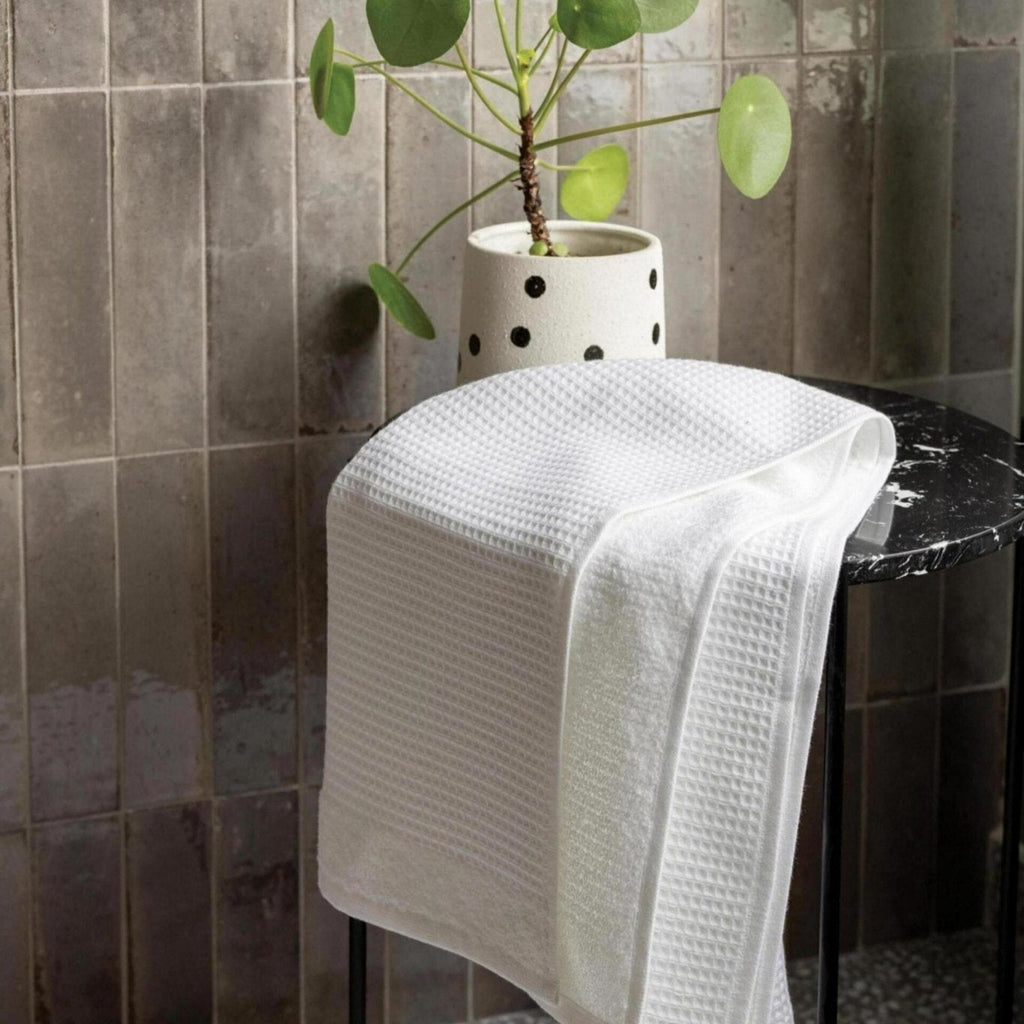 Drap de bain nid d'abeille abby blanc - maison vivaraise