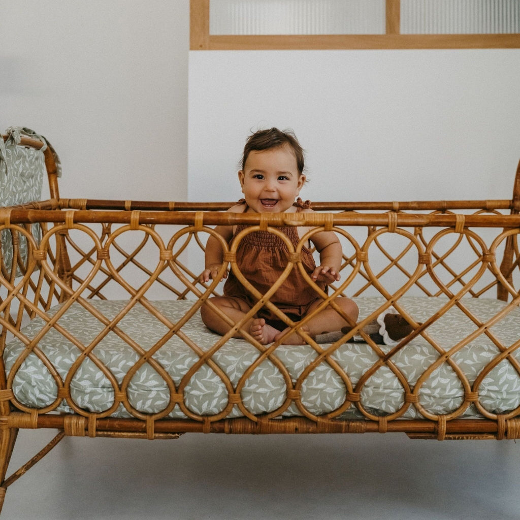 Drap housse lit bébé motif leaves - zakuw