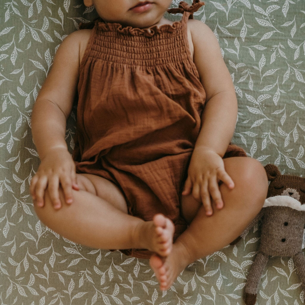 Drap housse lit bébé motif leaves - zakuw