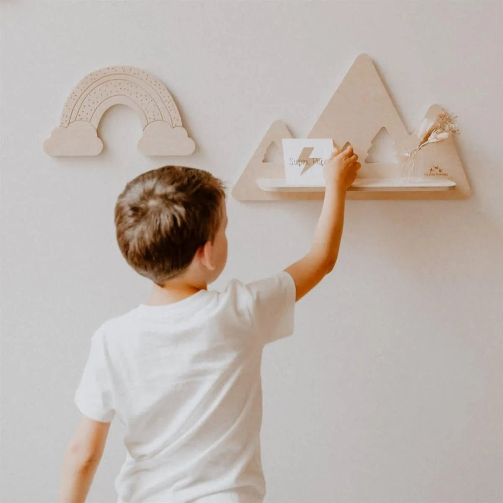 Etagere chambre enfant montagne - les petites hirondelles