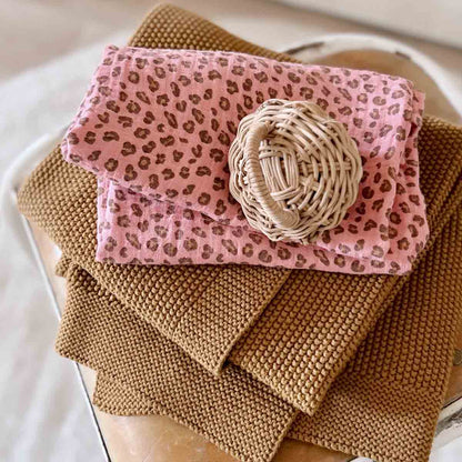 Foulard enfant rose léopard - Rose in april - Lili Margaret