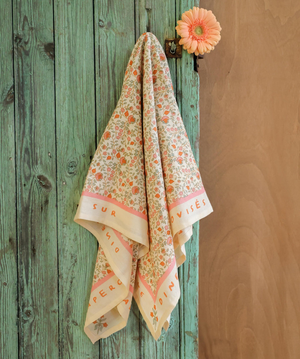 Foulard petit format Rosa Sorbet d’Été en coton imprimé - vue 6
