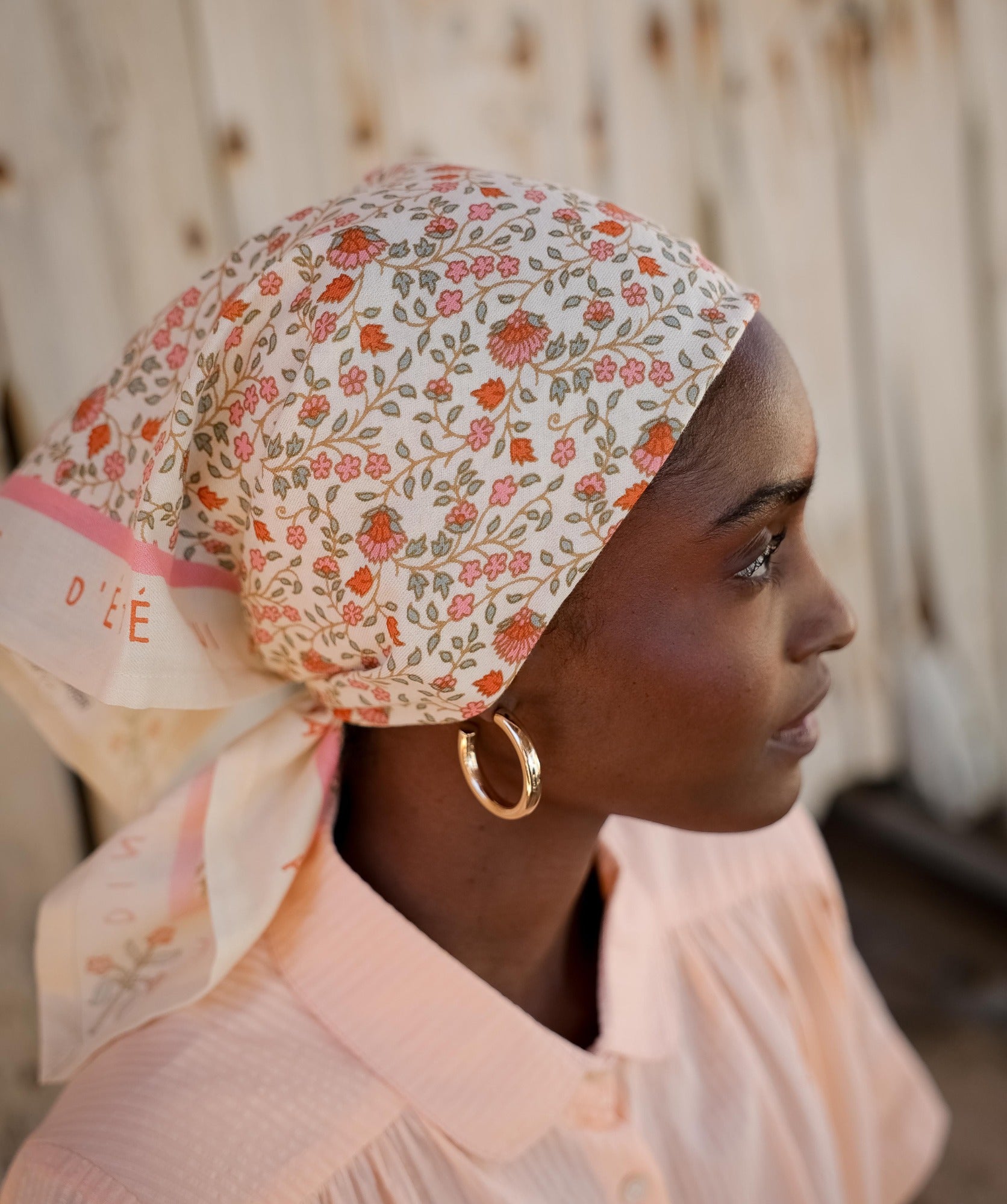 Foulard petit format Rosa Sorbet d’Été en coton imprimé - vue 5