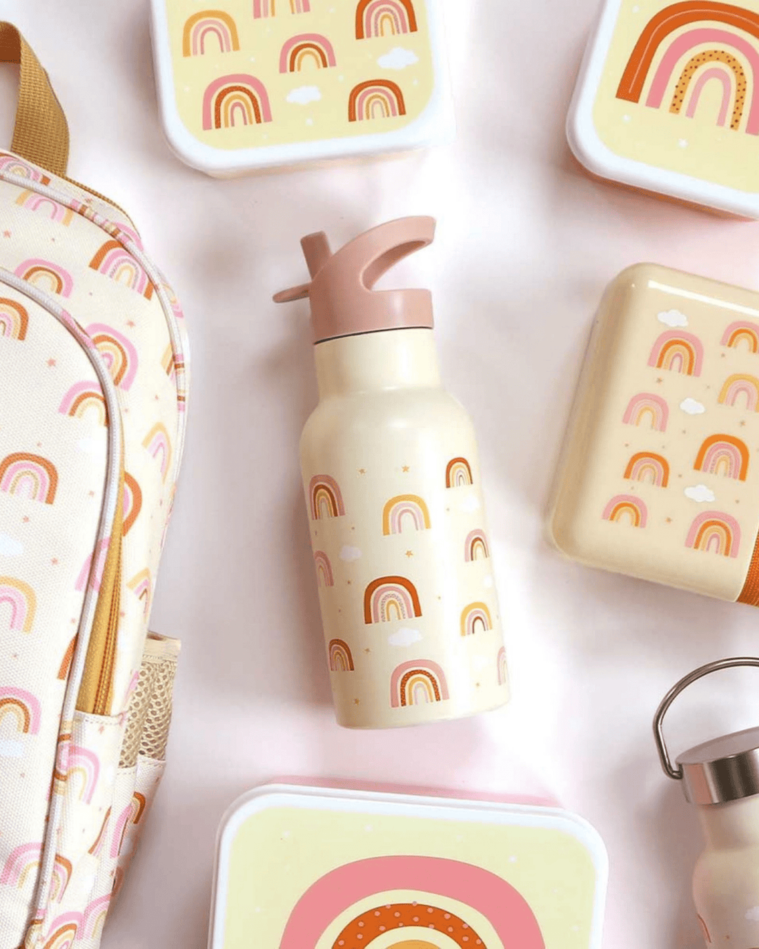 GOURDE ENFANT ARC - EN - CIEL EN ACIER INOXYDABLE - A Little Lovely Company - Lili Margaret