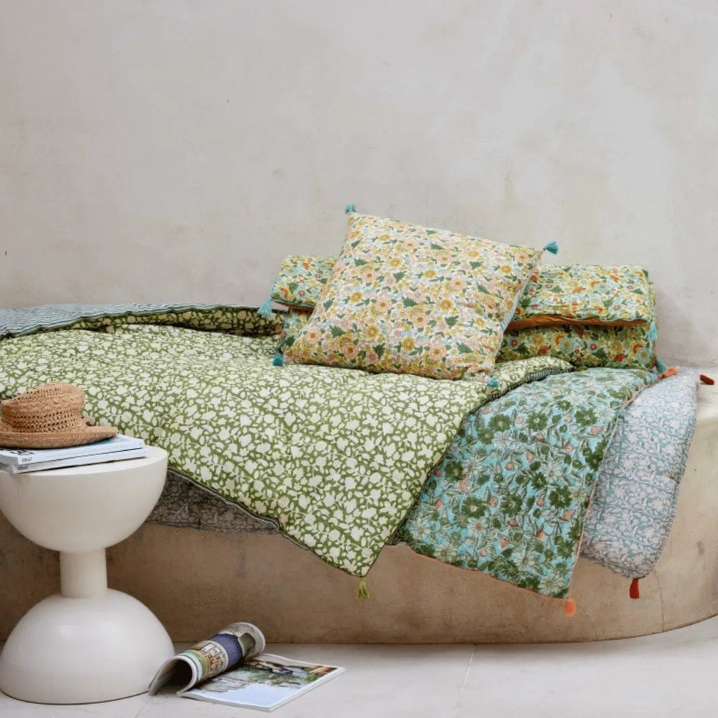Housse de coussin fleuri amaia rose corail - bonheur du jour